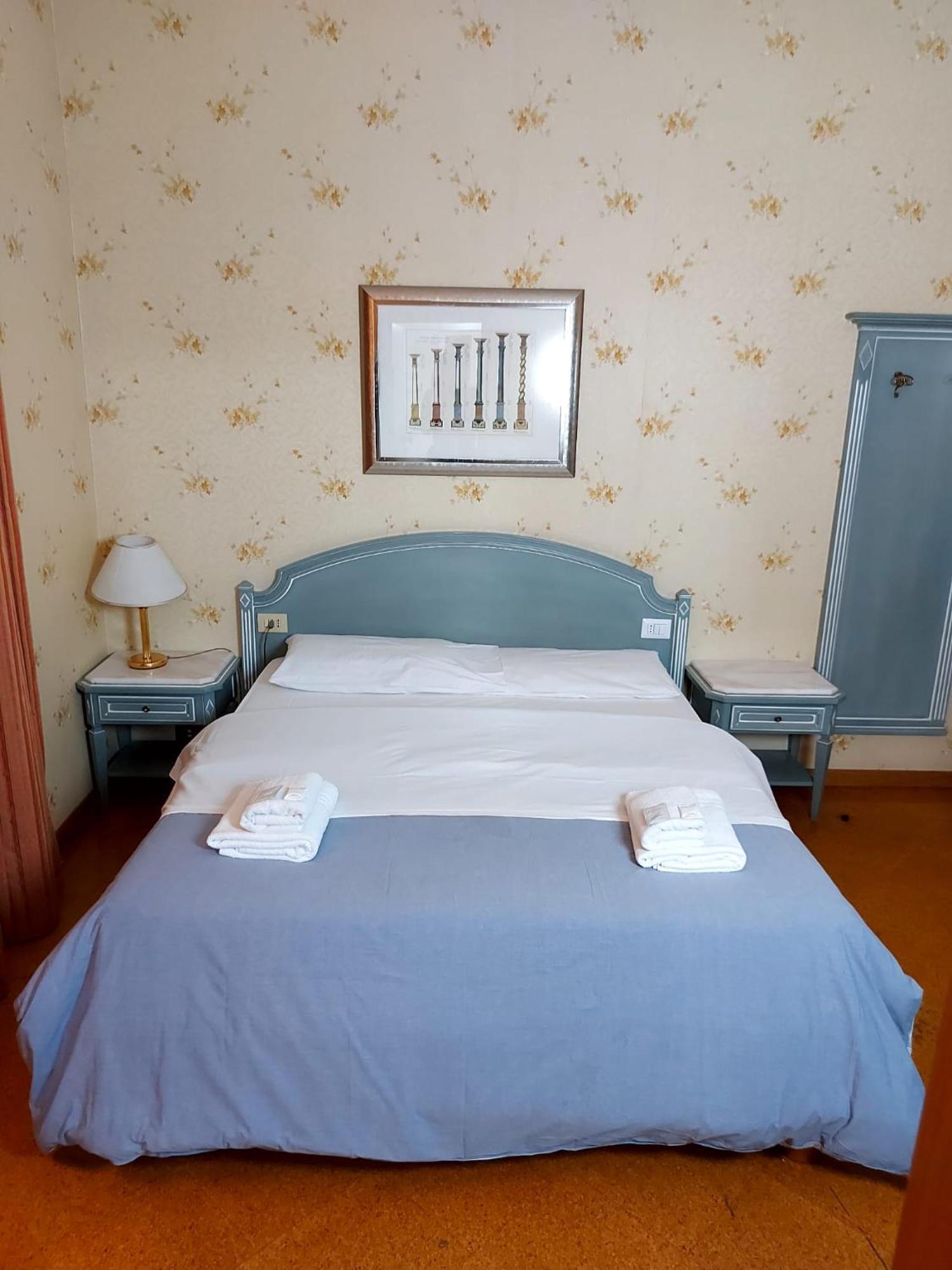 Hotel Positano 2 Rzym Zewnętrze zdjęcie