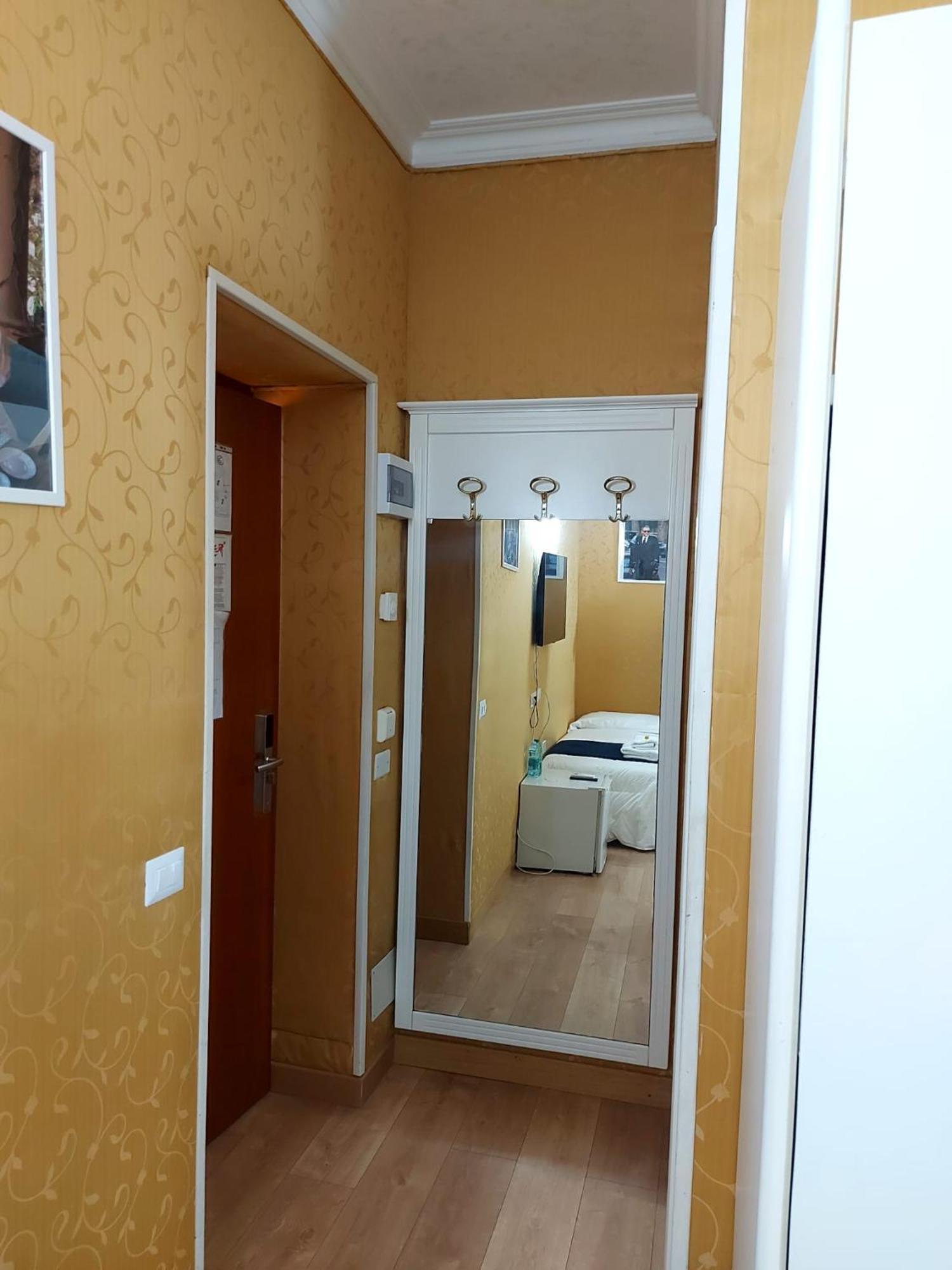 Hotel Positano 2 Rzym Zewnętrze zdjęcie